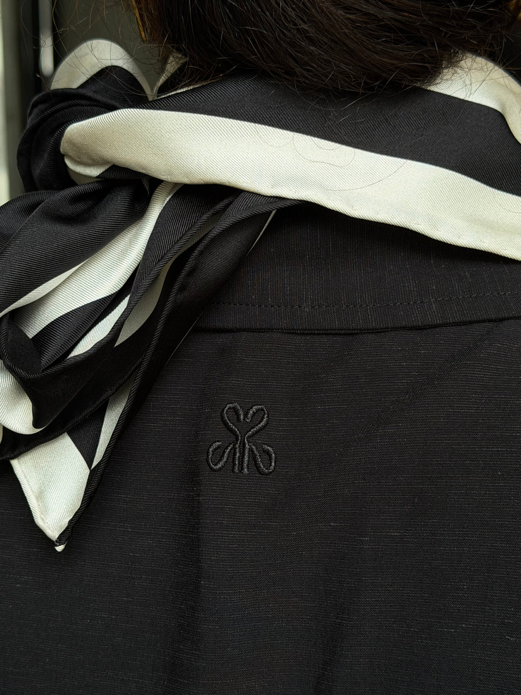 Navae Top Noir
