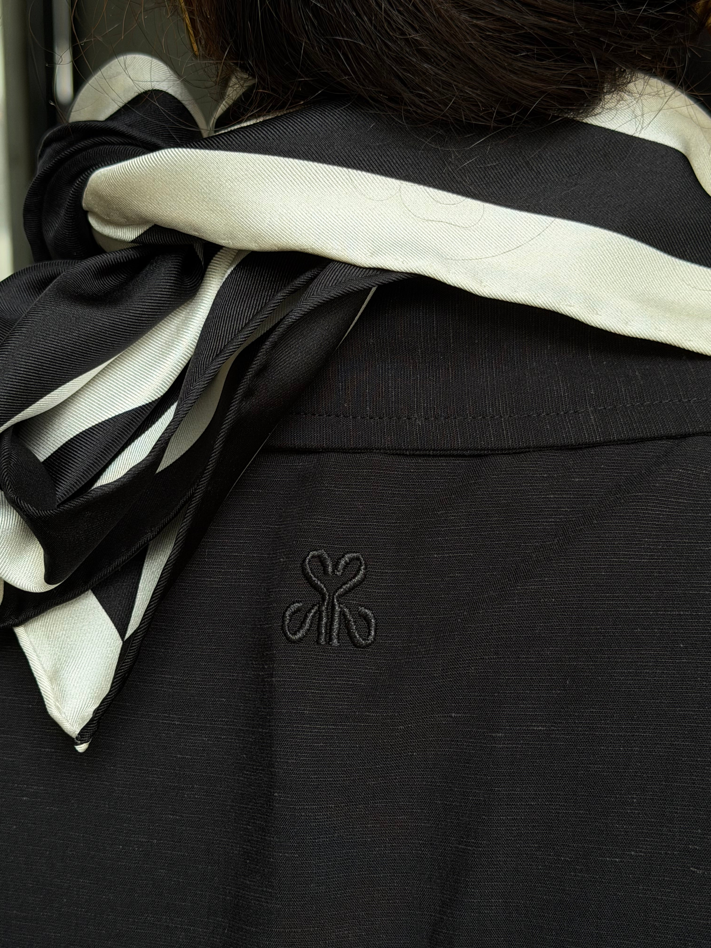 Navae Top Noir